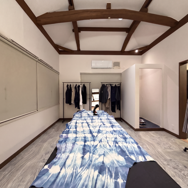 AOKI DENIM -PREMIUM INDIGO LAB-